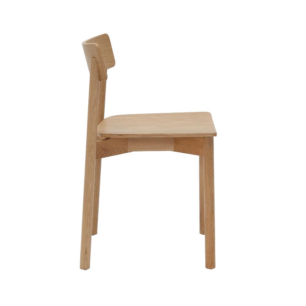 Arlo Chair - American Oak | Office Furniture Designs
