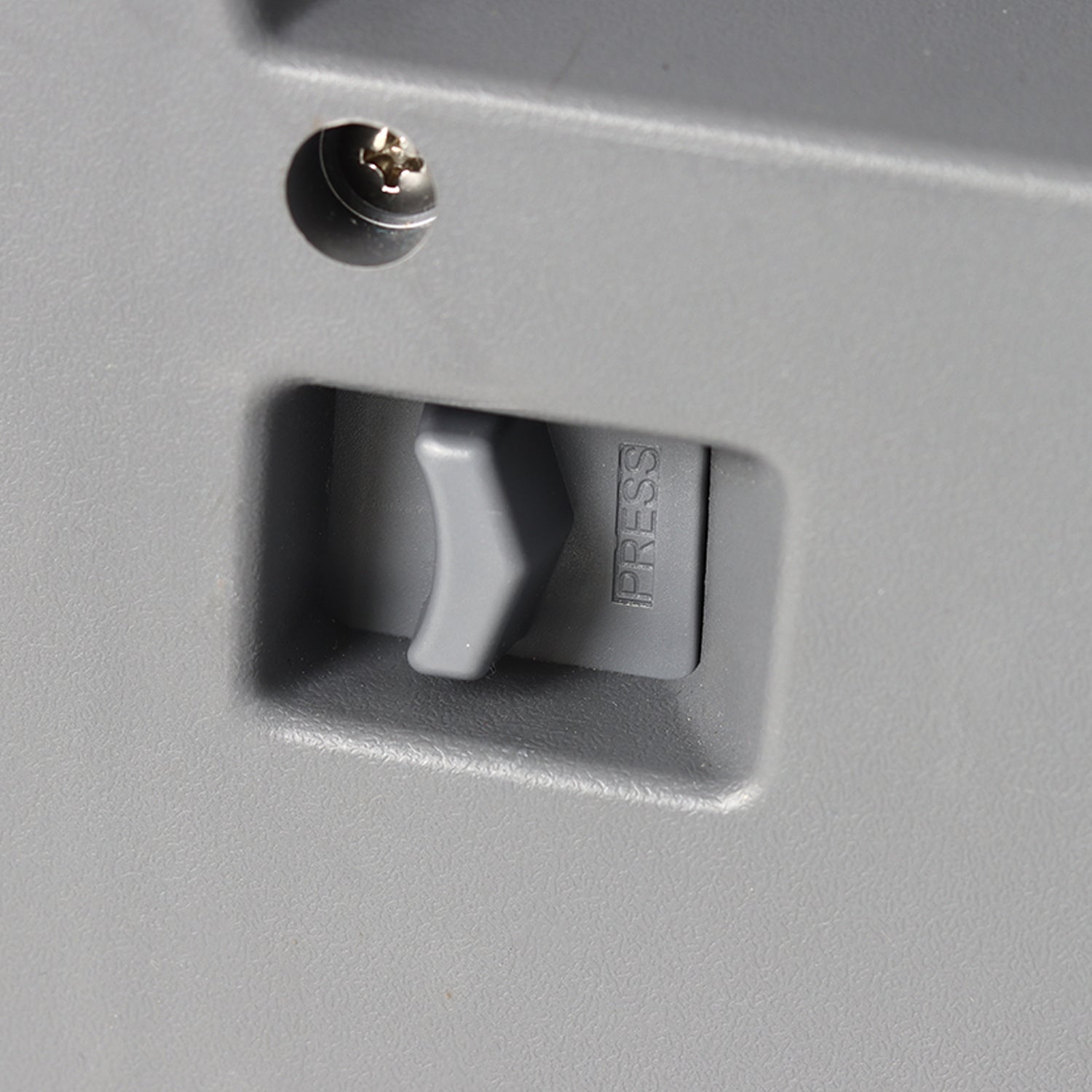 LapCabby USB Charging Case for VR Headsets | Office Furniture Designs
