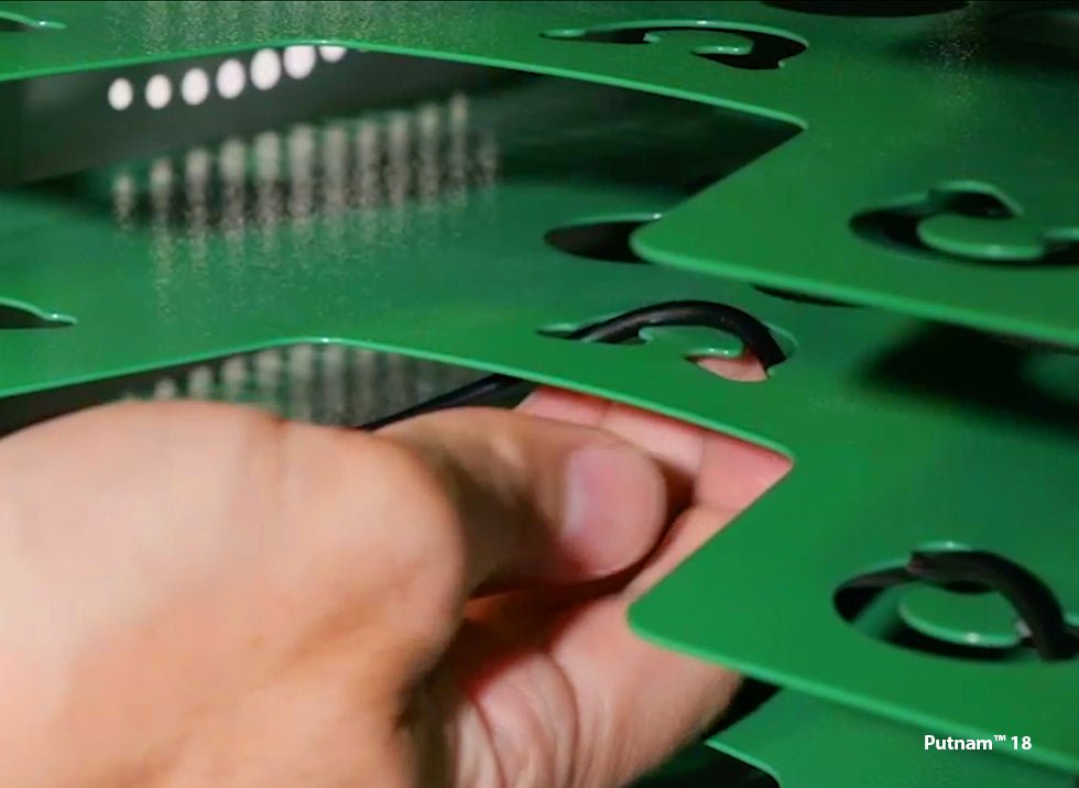 Putnam 18 Charging Station | Office Furniture Designs